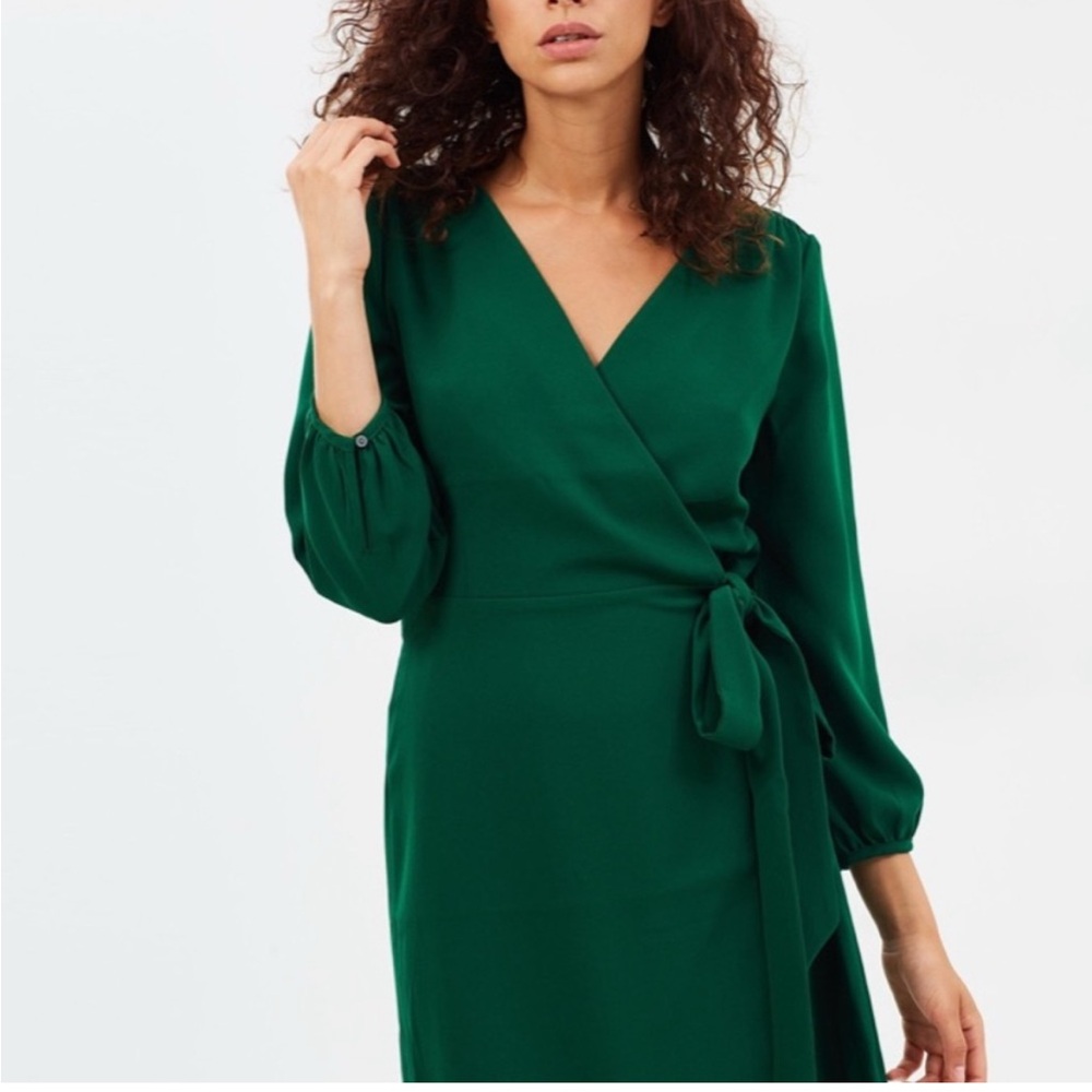 J. Crew Green Sheath Dress with Bishop Sleeves and V-Neck